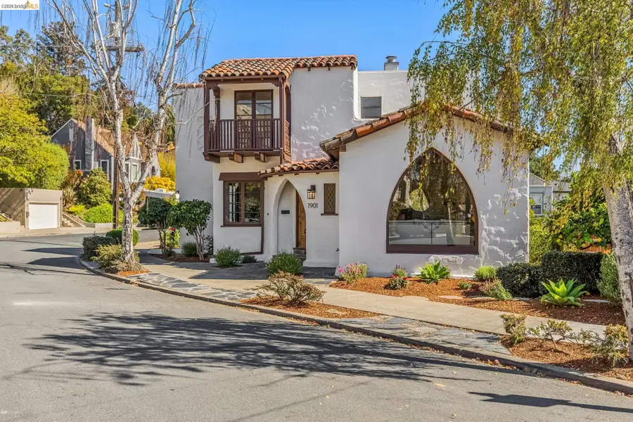 1901 Clemens Rd, Oakland, CA 94602 - #2