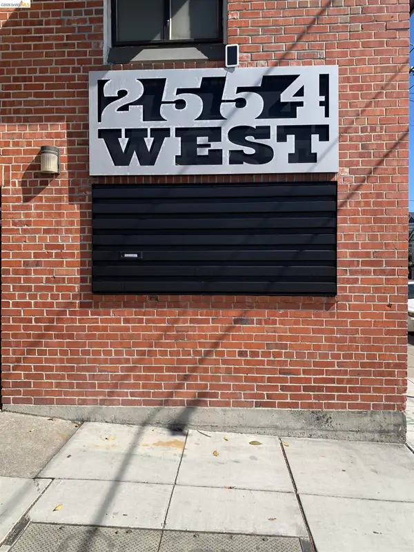 2554 West St, OAKLAND, CA 94612
