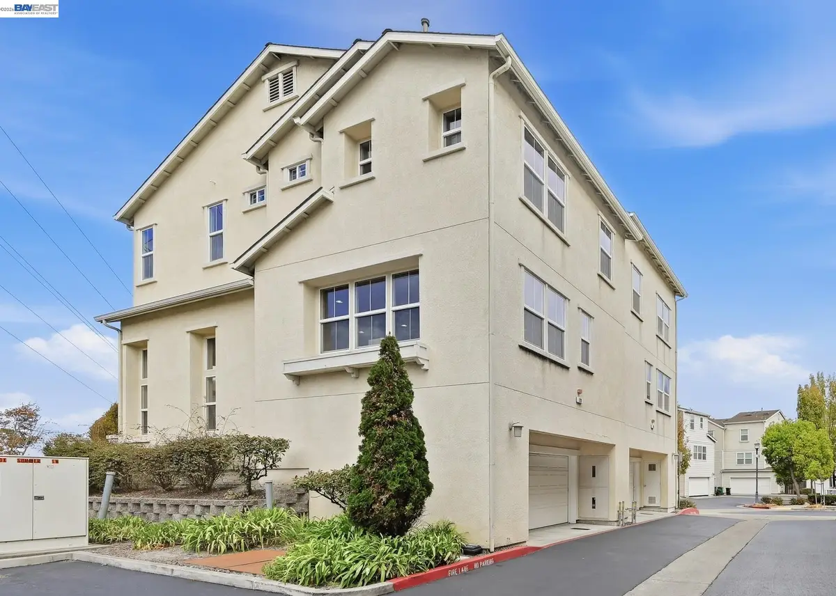 120 Summer Ln, Richmond, CA 94806 - #1