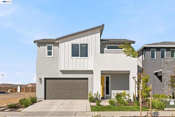 17693 Bushwick Lane, LATHROP, CA 95330