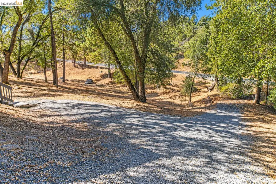 19327 Ferretti Rd, Groveland, CA 95321 - #3