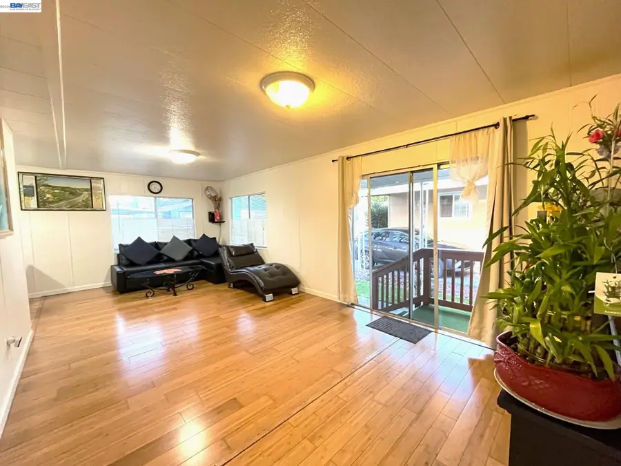1514 Macatera Ave, Hayward, CA 94544 - #2