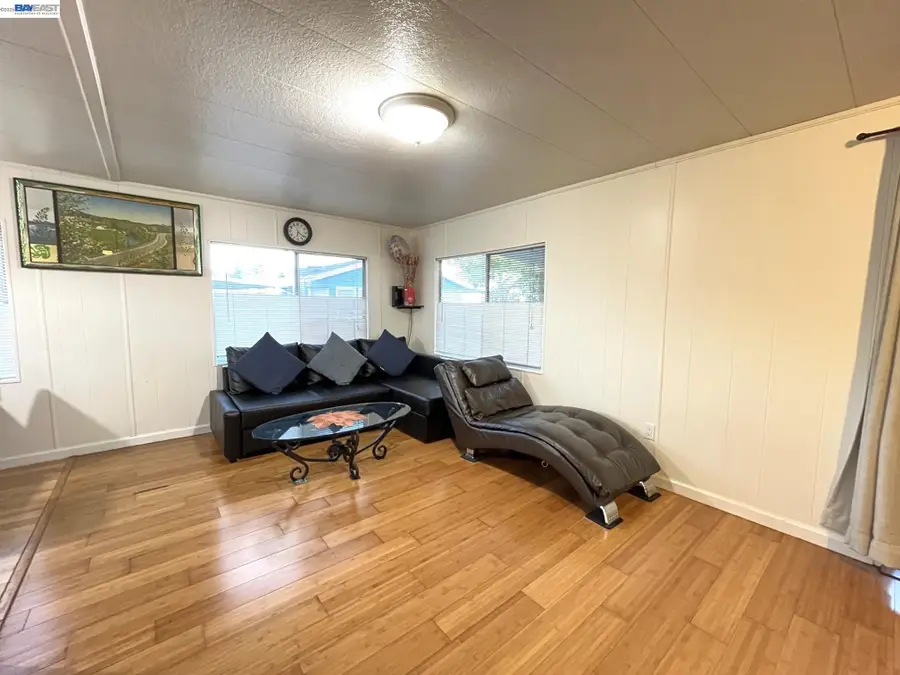 1514 Macatera Ave, Hayward, CA 94544 - #3