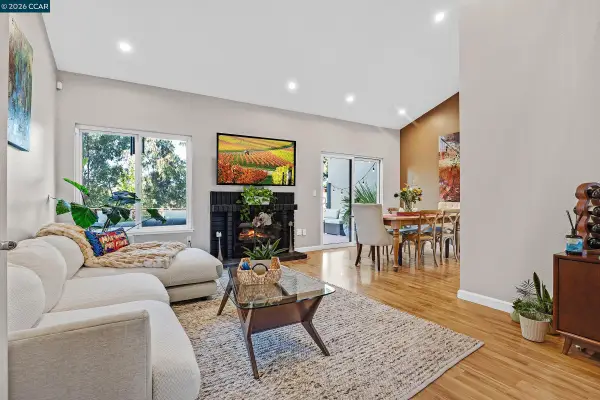 35 Sapphire Ct, HERCULES, CA 94547
