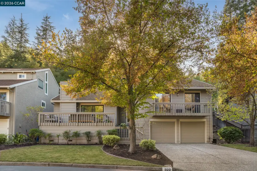 900 Augusta Dr, Moraga, CA 94556 - #2
