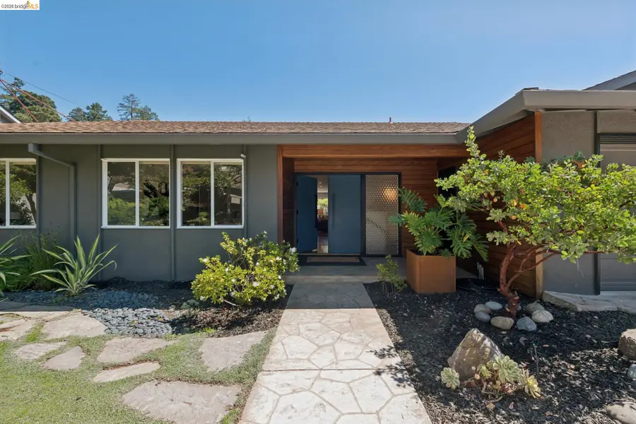 22 Littlewood Drive, Piedmont, CA 94611 - #3