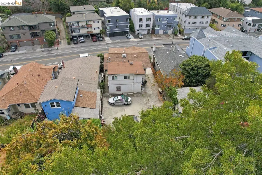 2425 Park Blvd, Oakland, CA 94606 - #3