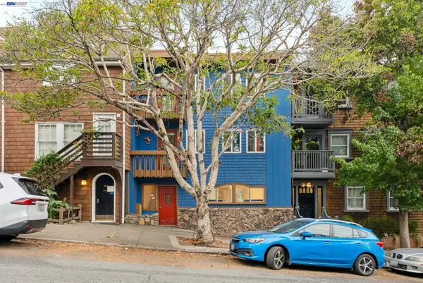 943 Clayton St, SAN FRANCISCO, CA 94117