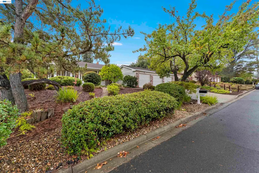 214 Mt Wilson Pl, Clayton, CA 94517 - #2