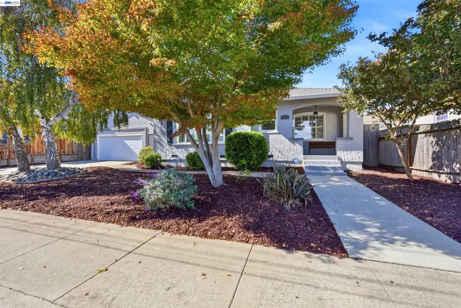 31137 Brooklyn St, Union City, CA 94587 - #2