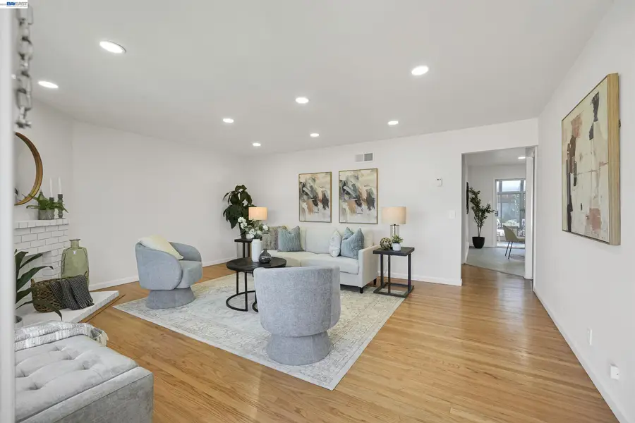 20114 Normandy Ct, Castro Valley, CA 94546 - #3