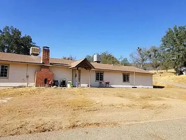 31634 Lodge Road, AUBERRY, CA 93602