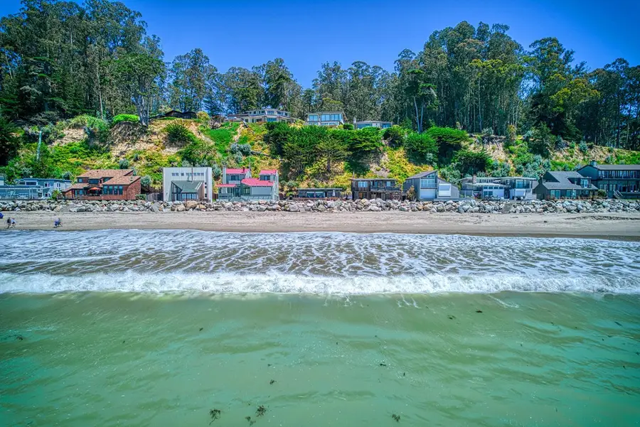 16 Potbelly Beach Road, Aptos, CA 95003 - Image #2