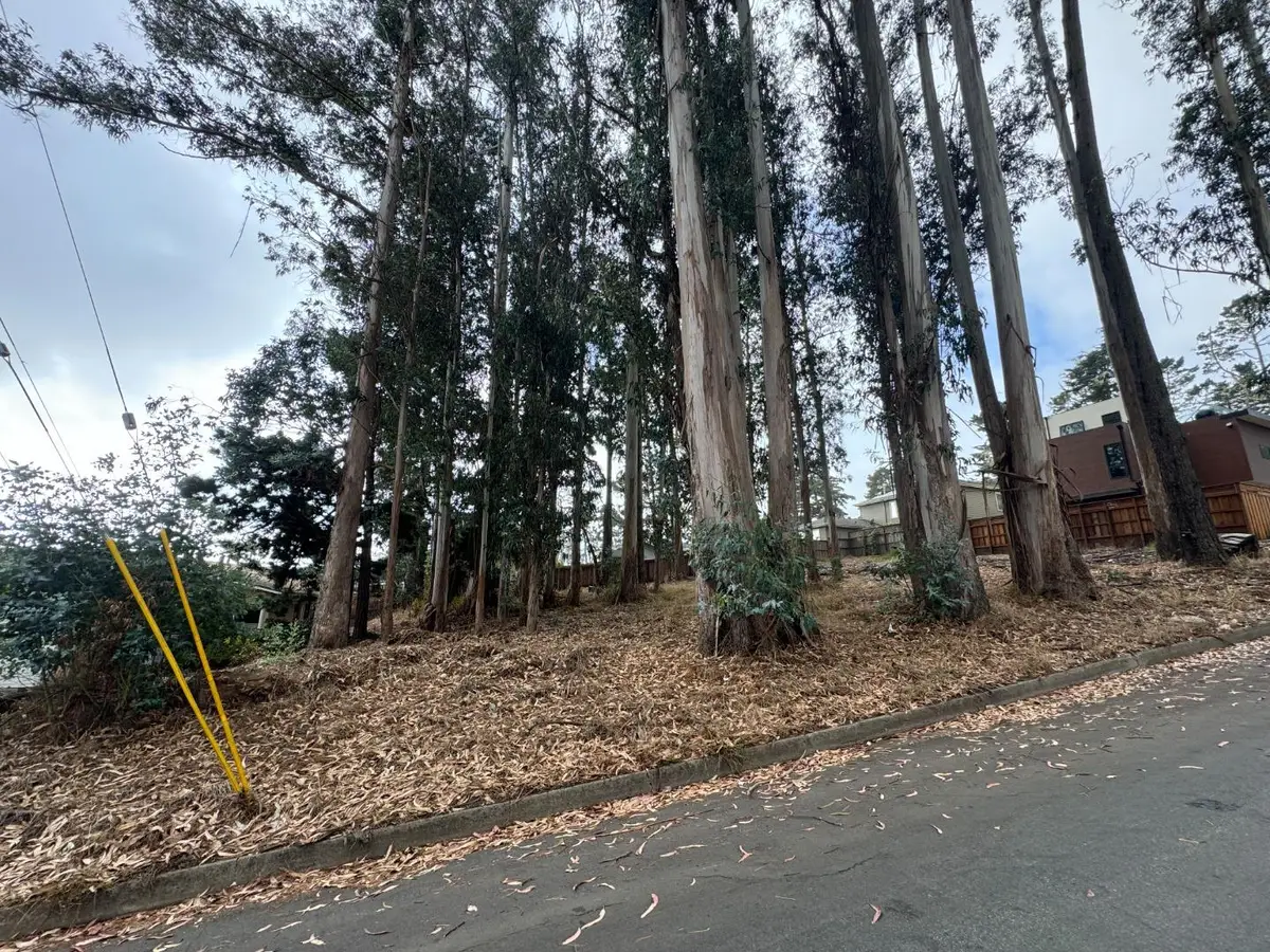 000 The Alameda, El Granada, CA 94018 - Image #1