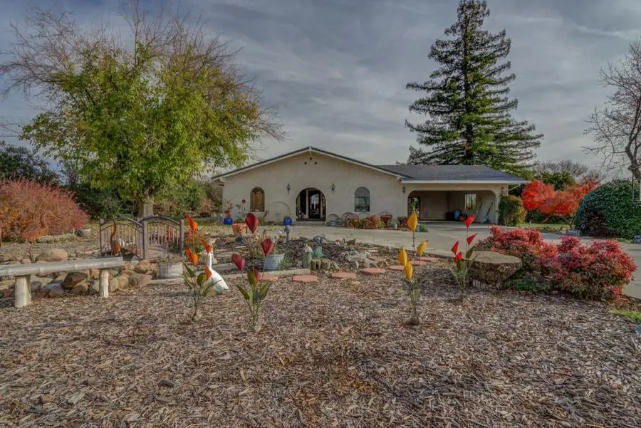 2854 Illinois Avenue, Corning, CA 96021 - #3