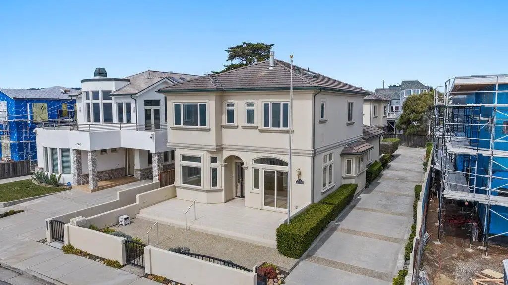 940 Cliff Drive, Santa Cruz, CA 95060 - Image #1