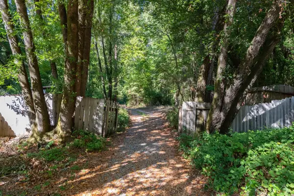 2372 Bean Creek, SCOTTS VALLEY, CA 95066