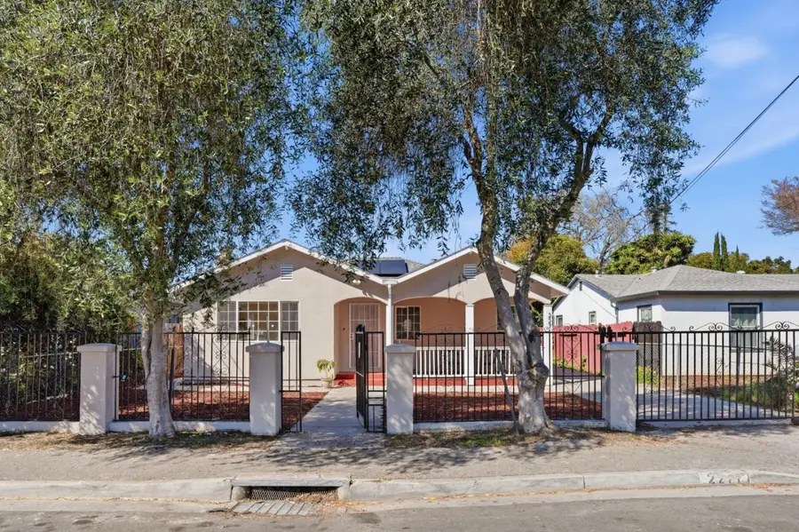 2271 Euclid Avenue, East Palo Alto, CA 94303 - #3