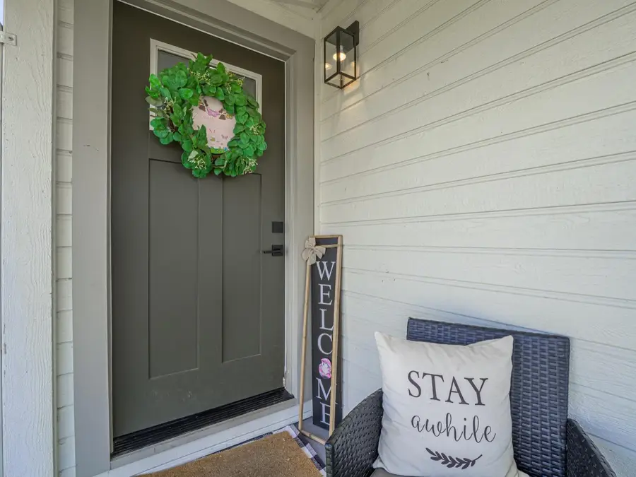 27 Burchell Avenue, Freedom, CA 95019 - Image #3