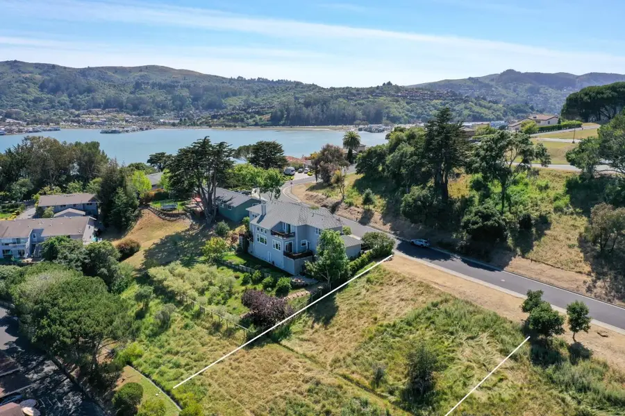 124 Mission Drive, Mill Valley, CA 94941 - Image #2