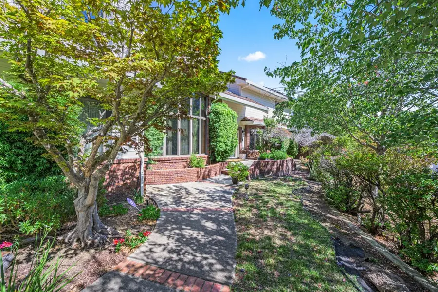 3265 Greenhills Drive, Lafayette, CA 94549 - Image #2