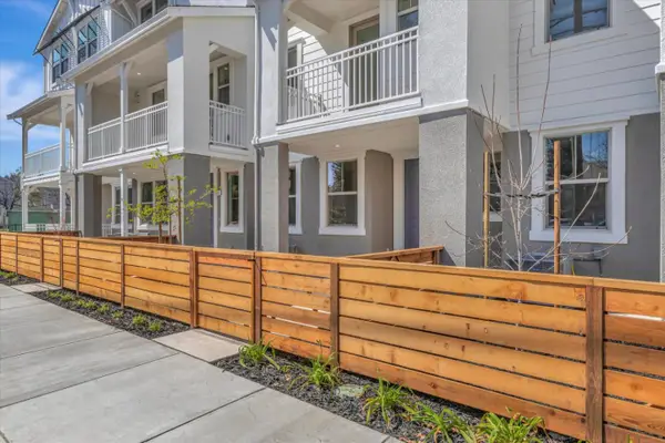 2739 Oak Road, WALNUT CREEK, CA 94597