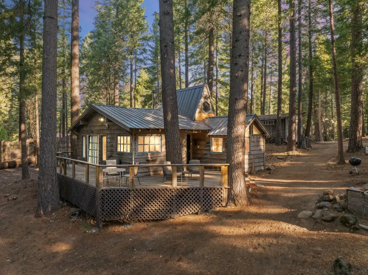 35425 Stonewall Drive, Shingletown, CA 96088 - Image #1