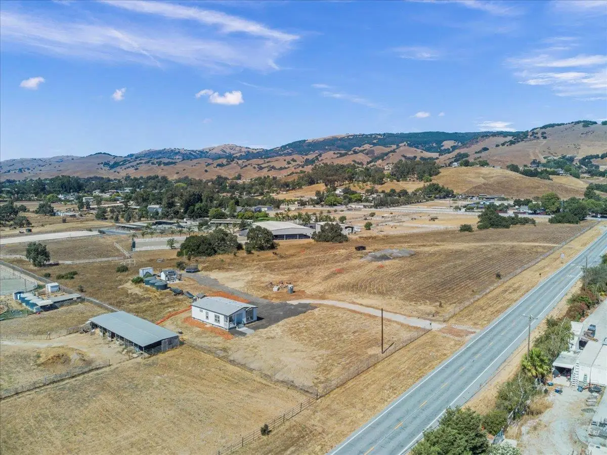 2055 Rucker Avenue, Gilroy, CA 95020 - #1