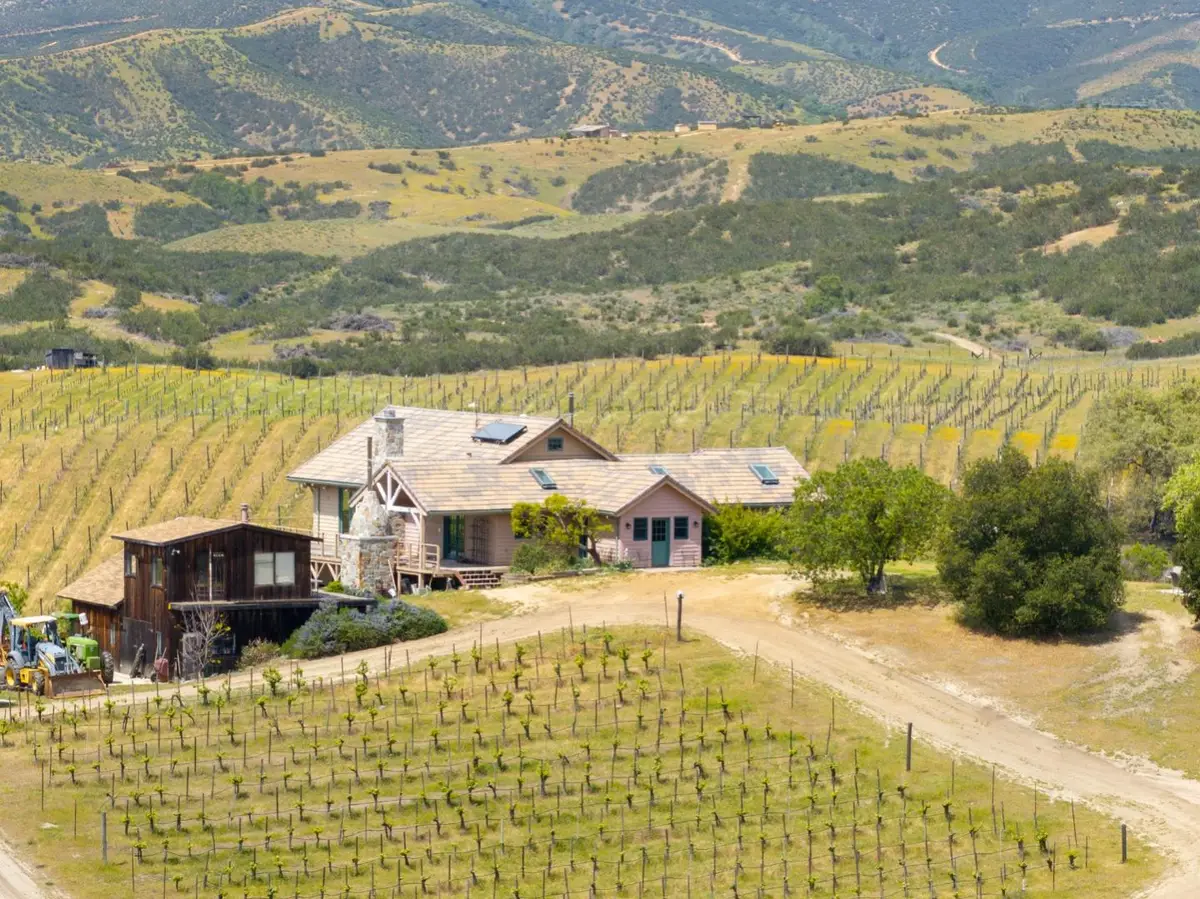 30625 Stonewall Canyon Road, Soledad, CA 93960 - Image #1