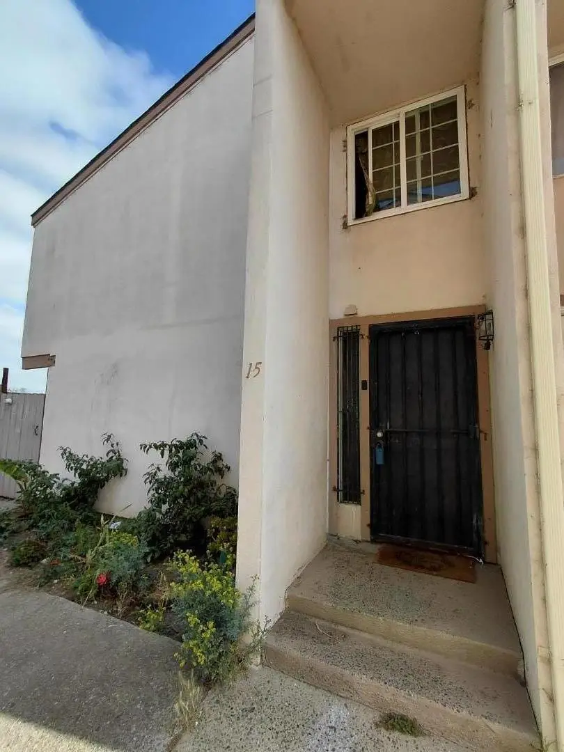 916 Acosta Plaza  #15, Salinas, CA 93905 - Image #1