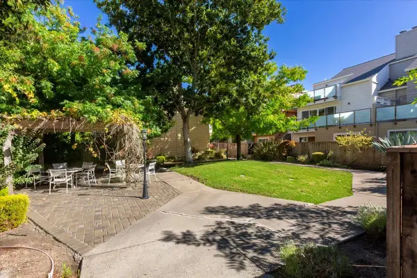 363 Rengstorff Avenue  #5, MOUNTAIN VIEW, CA 94043