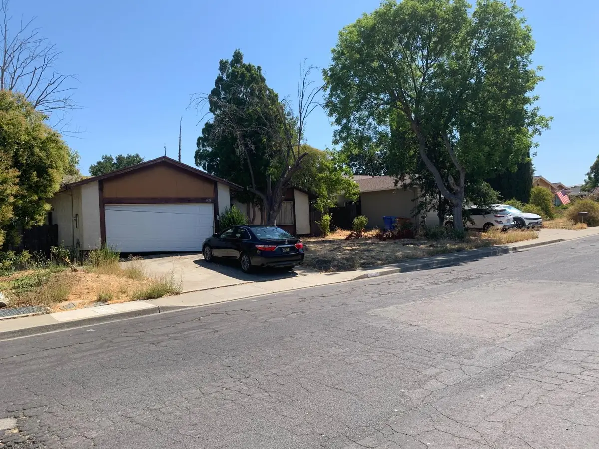 1832 Elkwood Drive, Concord, CA 94519 - Image #1