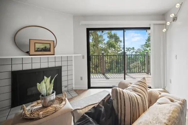 250 Forest Ridge Road  #45, MONTEREY, CA 93940