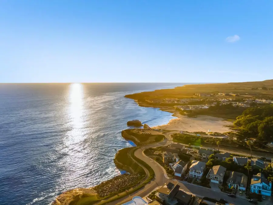 2395 Delaware Avenue, Santa Cruz, CA 95060 - #2