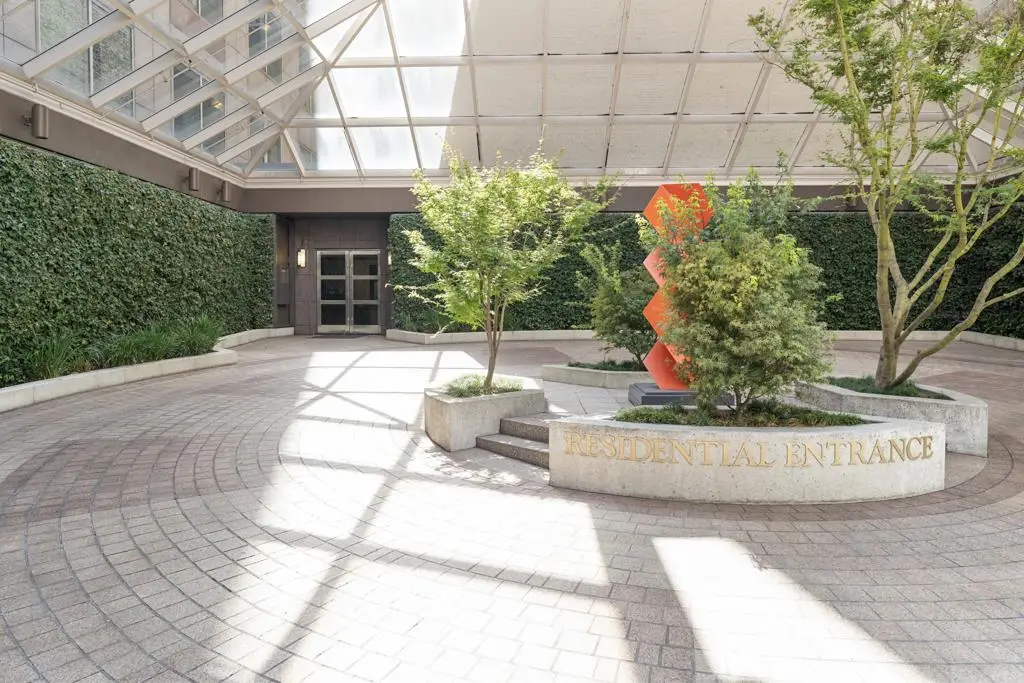 333 Bush Street  #3901, San Francisco, CA 94104 - Image #1