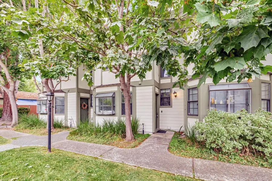 175 Evandale Avenue  #2, Mountain View, CA 94043 - Image #3