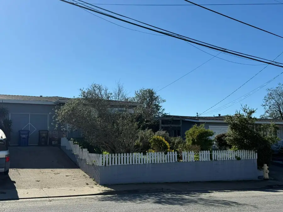 1266 Wanda Avenue, Seaside, CA 93955 - #2