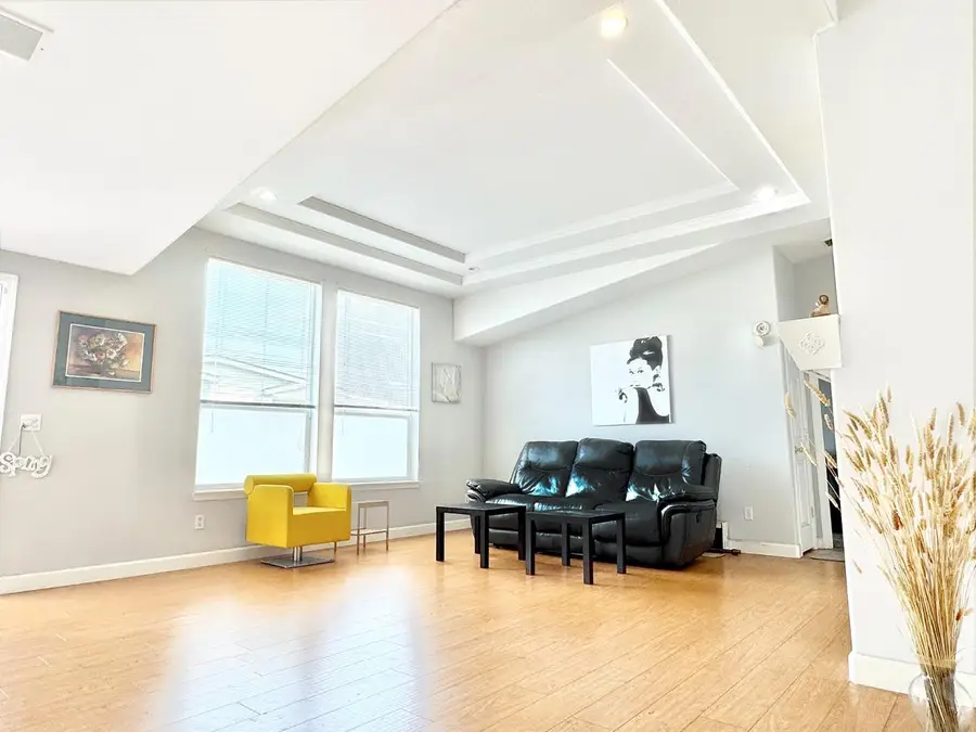 1225 Vienna Dr, Sunnyvale, CA 94089 - Image #2