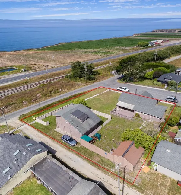 2 3rd Avenue, DAVENPORT, CA 95017