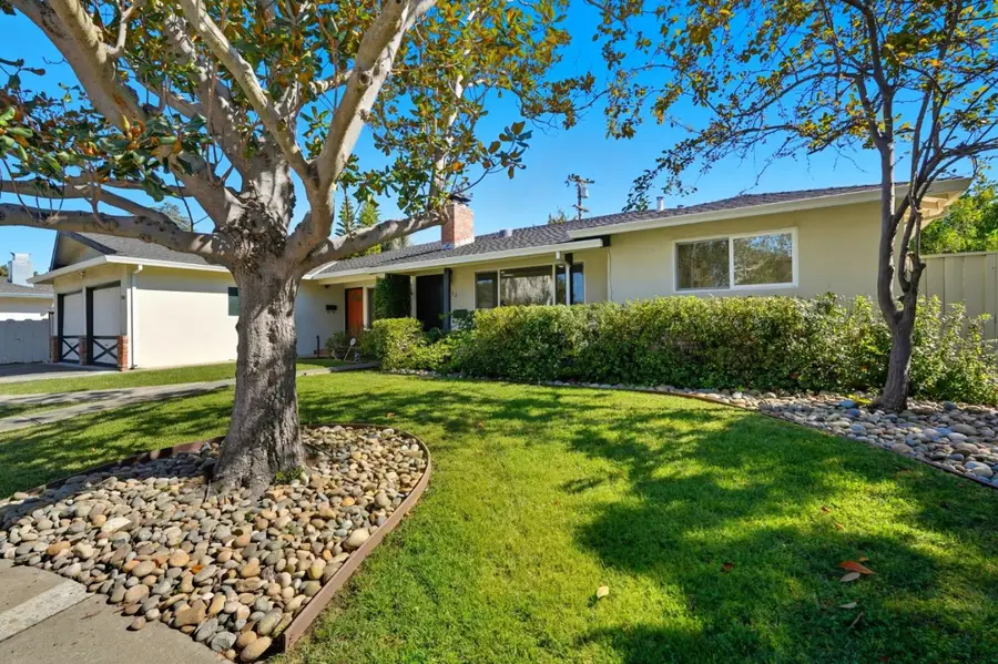 1021-1023 Golf Court, Mountain View, CA 94040 - Image #3