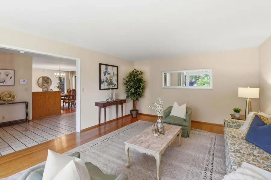 701 Christine Drive, Palo Alto, CA 94303 - #2