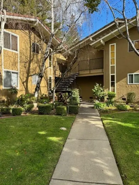 420 Alberto Way  #5, Los Gatos, CA 95032 - Image #1