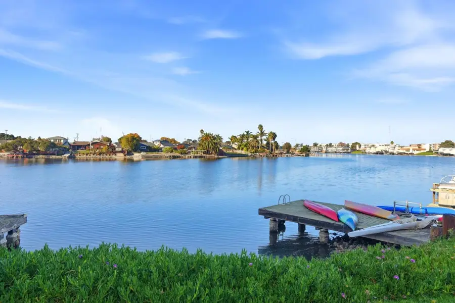 707 Fathom Drive  #212, San Mateo, CA 94404 - Image #2