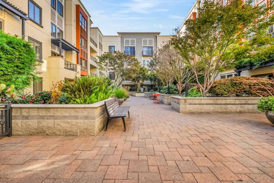 438 Grand Avenue  #615, Oakland, CA 94612 - Image #2