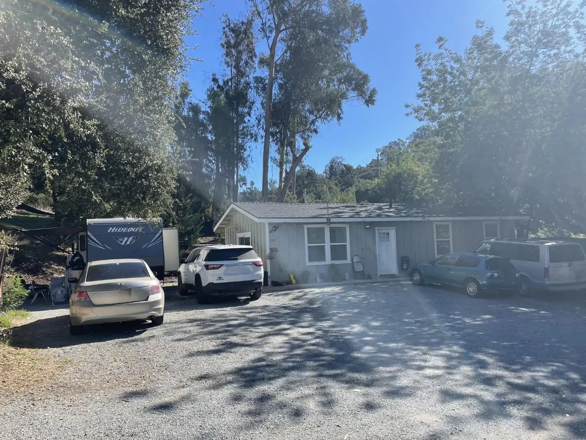 319 Echo Valley Road, Salinas, CA 93907 - Image #1