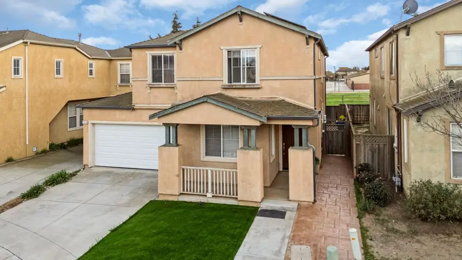359 Barolo Circle, Greenfield, CA 93927 - #2