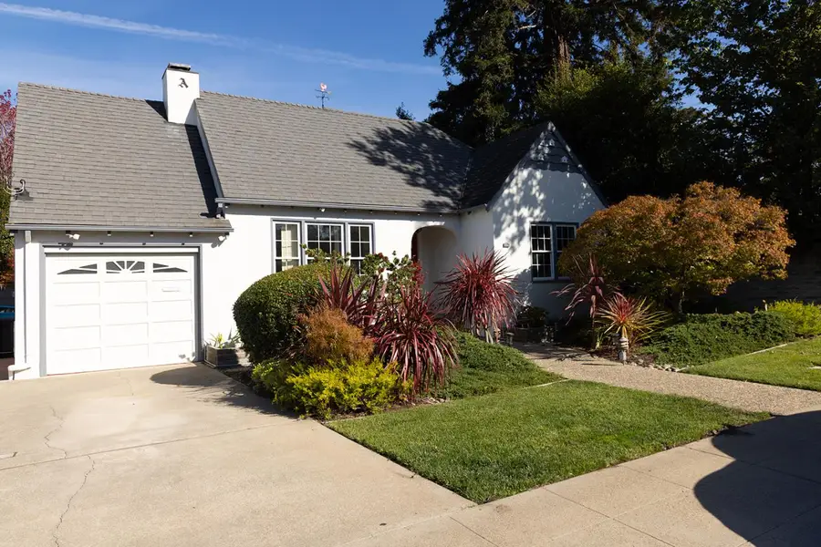1541 Maple Street, San Mateo, CA 94402 - Image #2