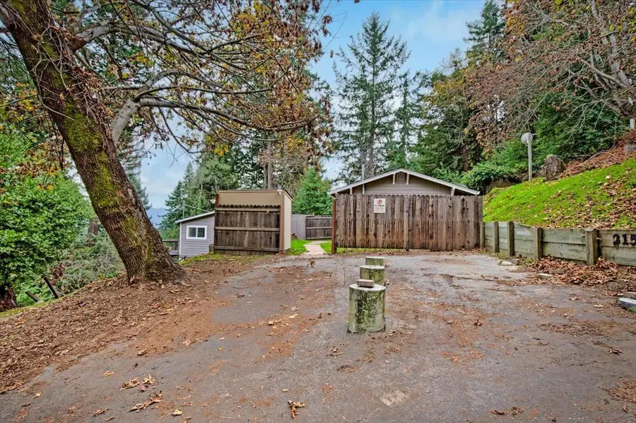 21577 Locust Drive, Los Gatos, CA 95033 - Image #3