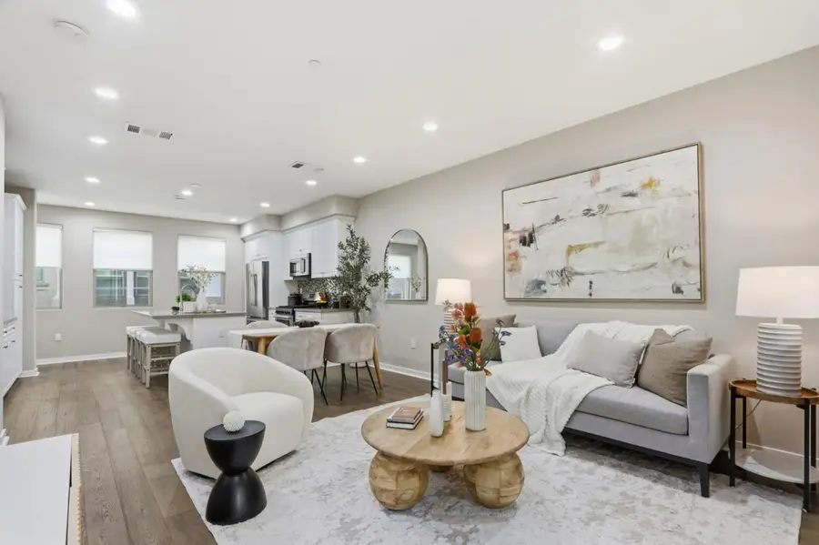 975 Cassia Place, San Jose, CA 95131 - Image #3