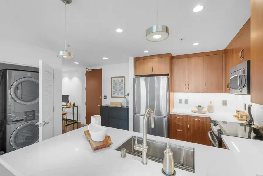 38 Almaden  #1413, San Jose, CA 95110 - Image #2